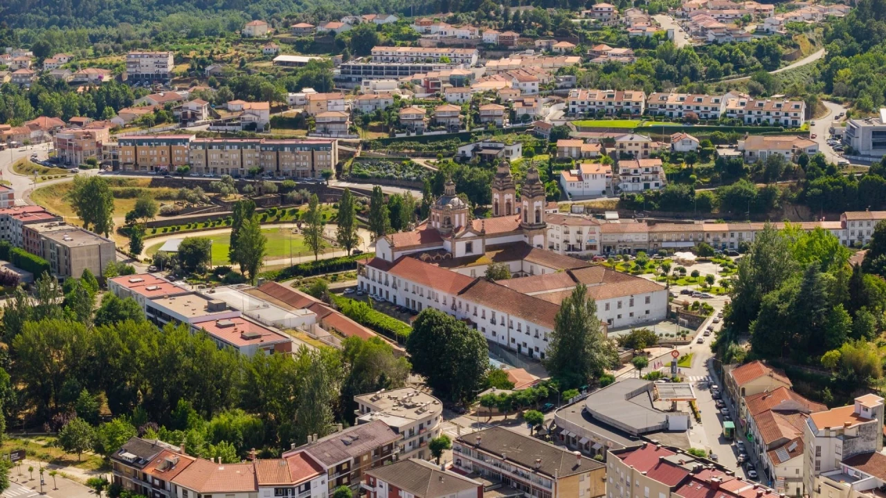 Quinta T3 para Venda em Cabeceiras de Basto Foto 10