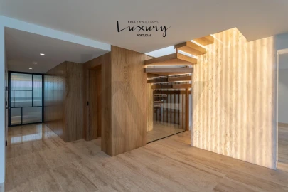 Apartamento T4 para Venda em Carcavelos e Parede