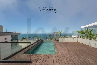 Apartamento T4 para Venda em Carcavelos e Parede