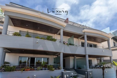 Apartamento T4 para Venda em Carcavelos e Parede