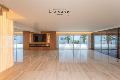 Apartamento T4 para Venda em Carcavelos e Parede