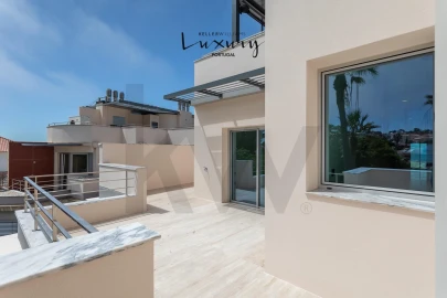 Apartamento T4 para Venda em Carcavelos e Parede