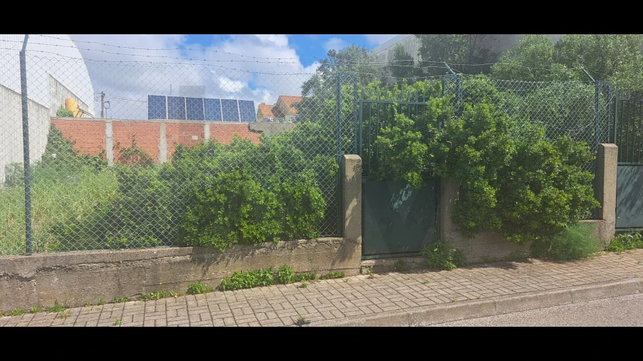 Terreno para Venda em São Domingos de Rana