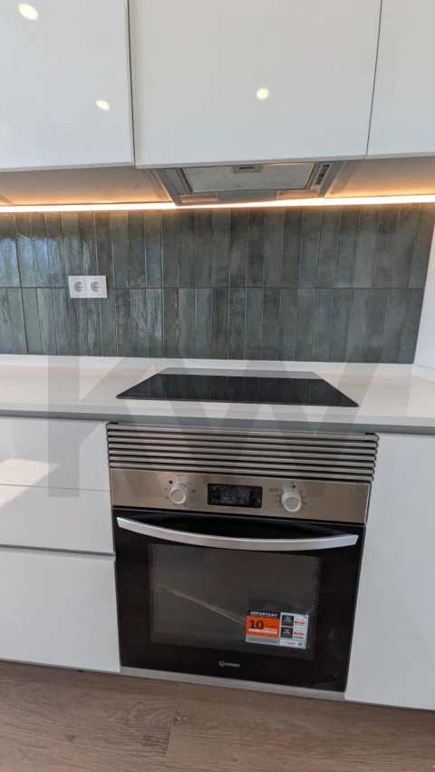 Apartamento T2 para Venda em Agualva e Mira-Sintra