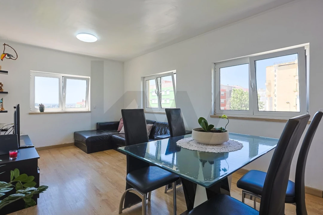 Apartamento T3 para Venda em Caparica e Trafaria Foto 10