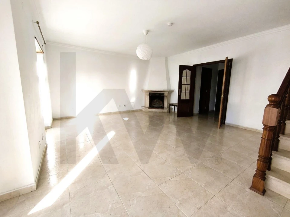 Moradia T4 para Venda em Ericeira Foto 40
