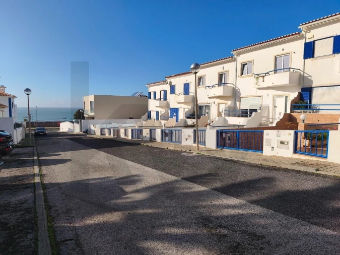 Moradia T4 para Venda em Ericeira Foto 3