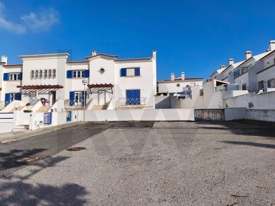 Moradia T4 para Venda em Ericeira Foto 42