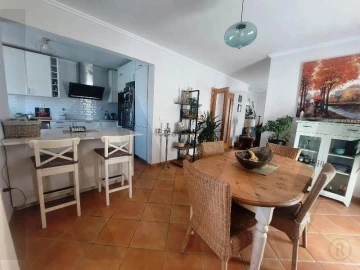 Moradia T3 para Venda em Encarnação