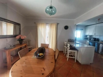 Moradia T3 para Venda em Encarnação