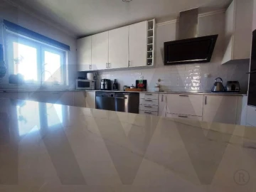 Moradia T3 para Venda em Encarnação
