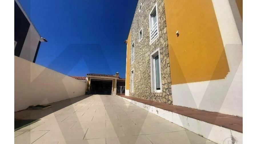 Moradia T3 para Venda em Encarnação