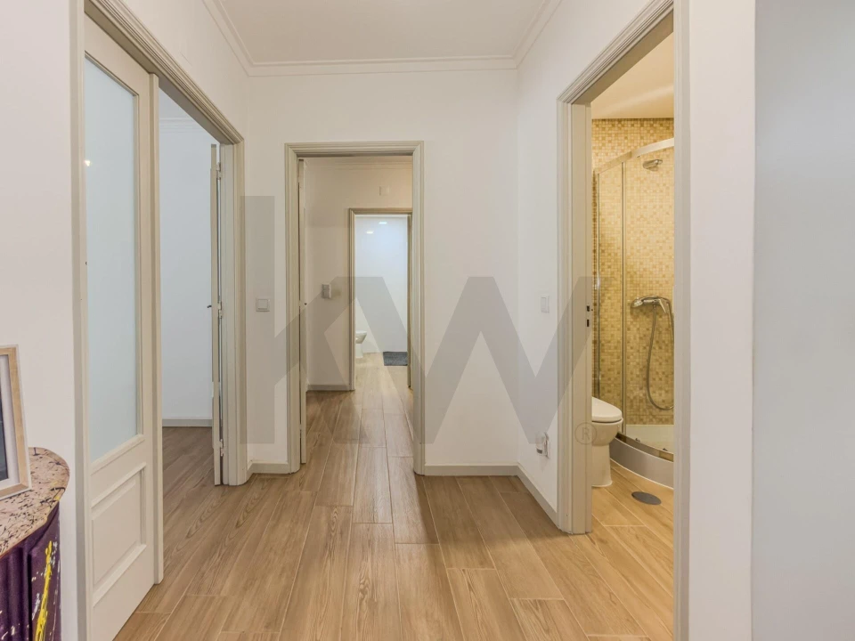 Apartamento T3 para Venda em Santa Maria da Feira, Travanca, Sanfins e Espargo Foto 1