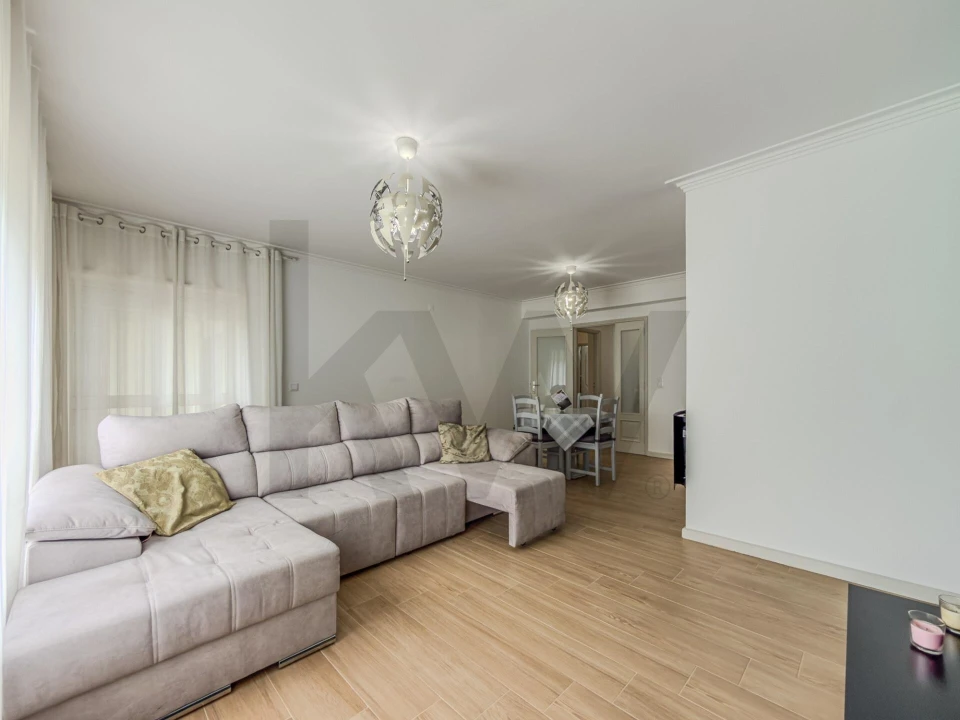 Apartamento T3 para Venda em Santa Maria da Feira, Travanca, Sanfins e Espargo Foto 2