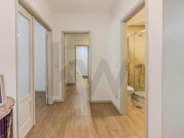 Apartamento T3 para Venda em Santa Maria da Feira, Travanca, Sanfins e Espargo