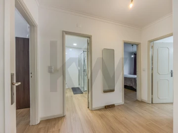 Apartamento T3 para Venda em Santa Maria da Feira, Travanca, Sanfins e Espargo