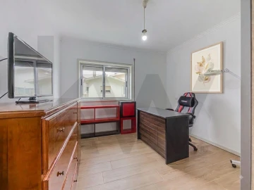 Apartamento T3 para Venda em Santa Maria da Feira, Travanca, Sanfins e Espargo