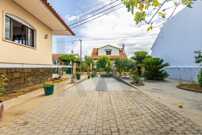 Moradia T3 para Venda em Vale de Cavalos