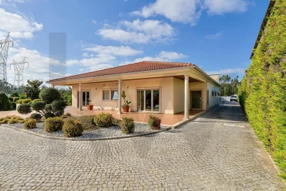 Moradia T4 para Venda em Maceira