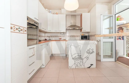 Apartamento T3 para Venda em Santo António