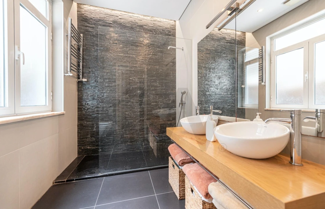 Apartamento T3 para Venda em Santo António Foto 30