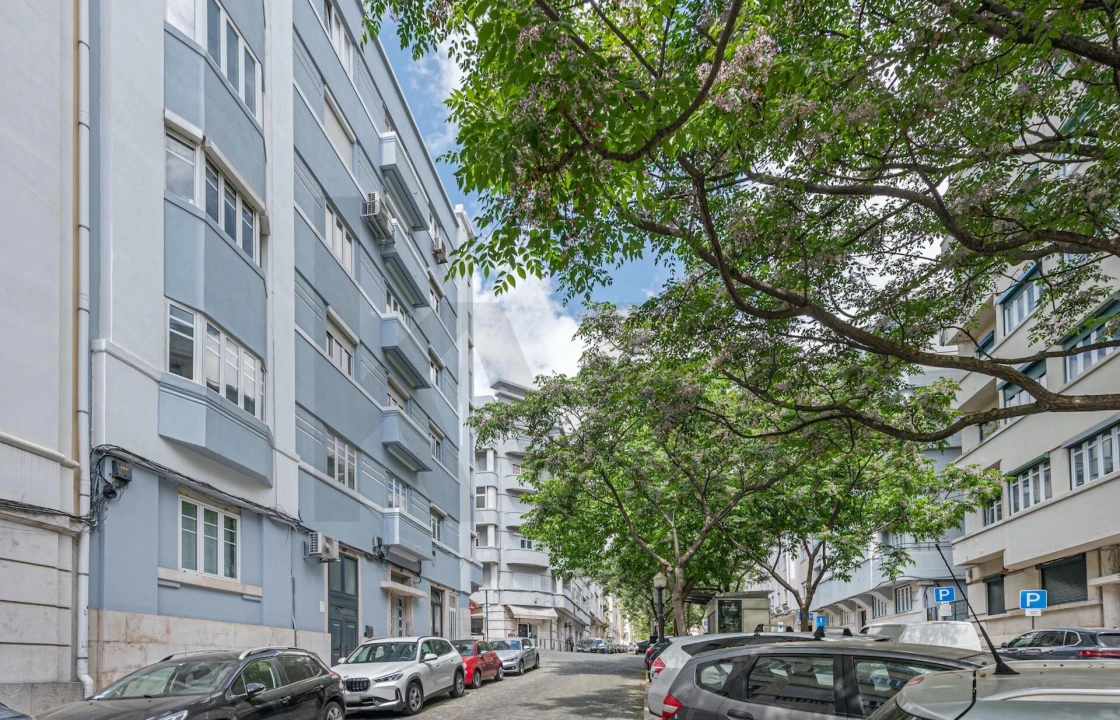 Apartamento T3 para Venda em Santo António Foto 5