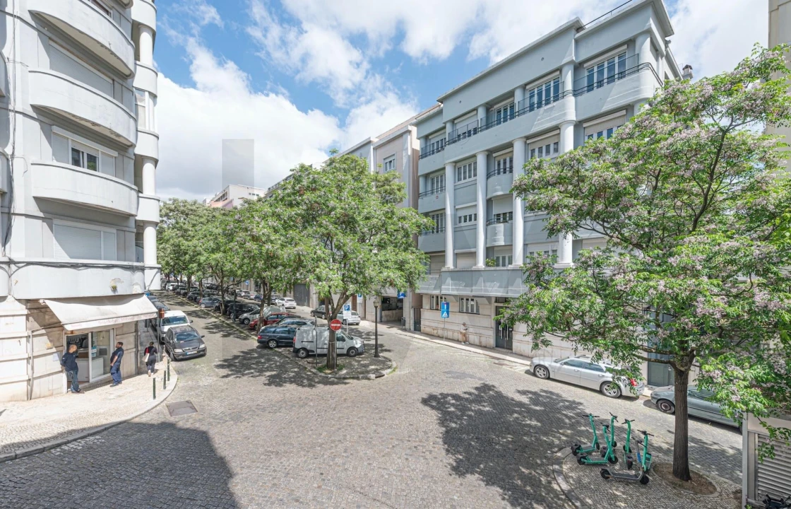 Apartamento T3 para Venda em Santo António Foto 12