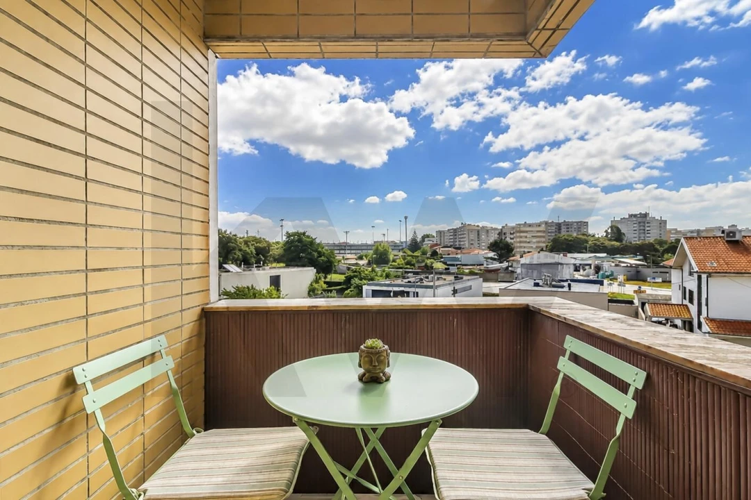 Apartamento T2 para Venda em Pedrouços Foto 23