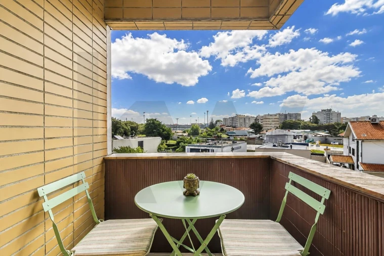 Apartamento T2 para Venda em Pedrouços Foto 23