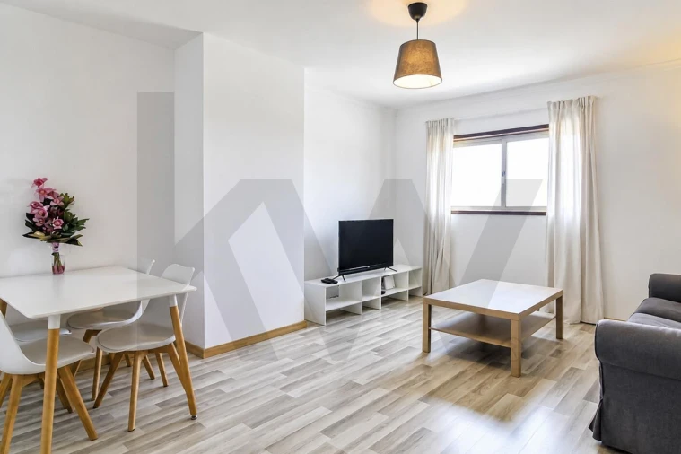 Apartamento T2 para Venda em Pedrouços Foto 6