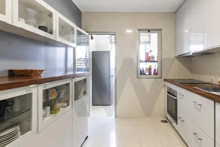 Apartamento T2 para Venda em Pedrouços Foto 12