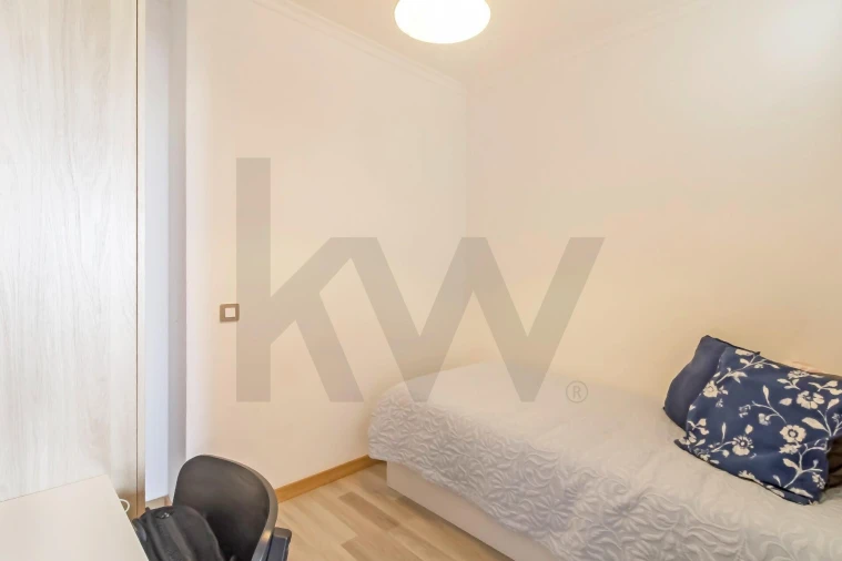 Apartamento T2 para Venda em Pedrouços Foto 11