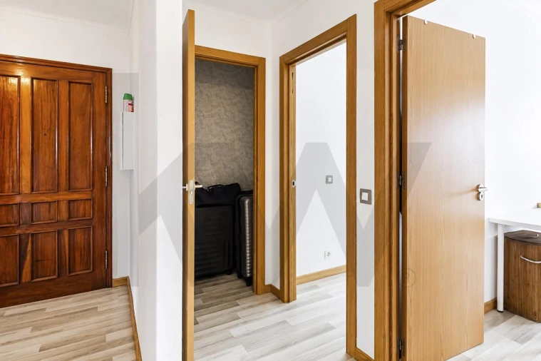 Apartamento T2 para Venda em Pedrouços Foto 18