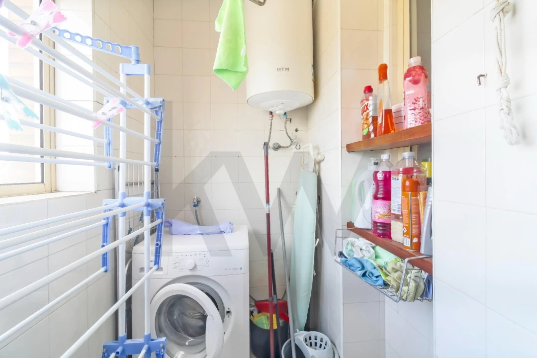 Apartamento T2 para Venda em Pedrouços Foto 17