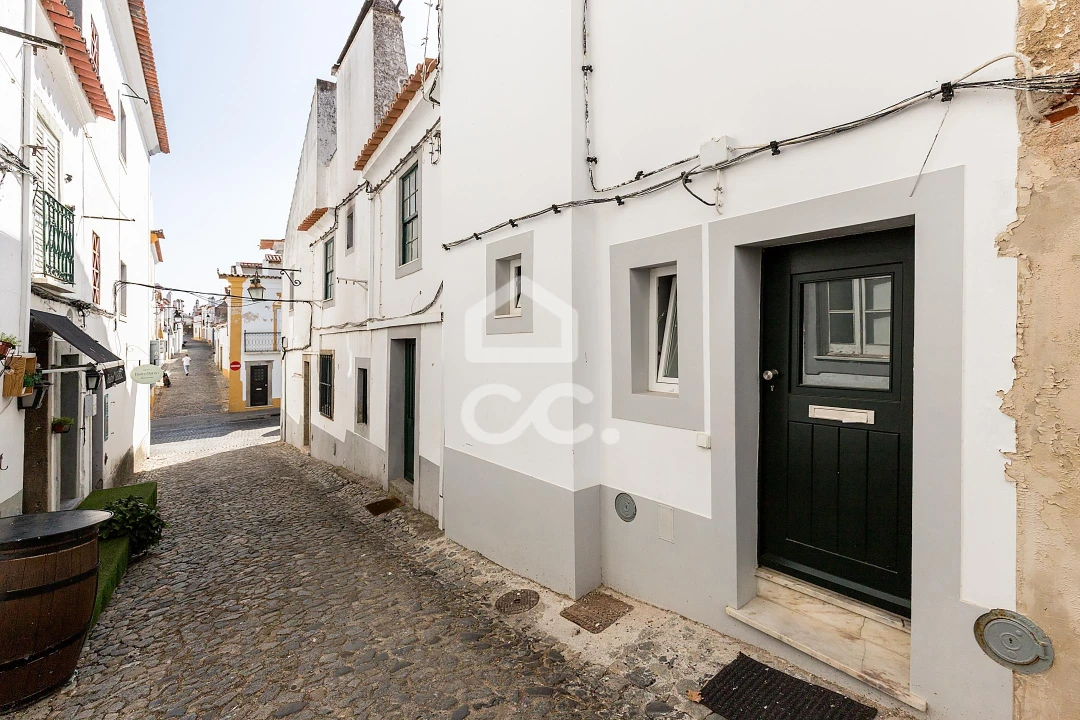 Moradia T2 para Venda em Évora (São Mamede, Sé, São Pedro e Santo Antão) Foto 14