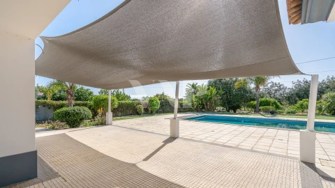 Moradia T6 para Venda em Boliqueime