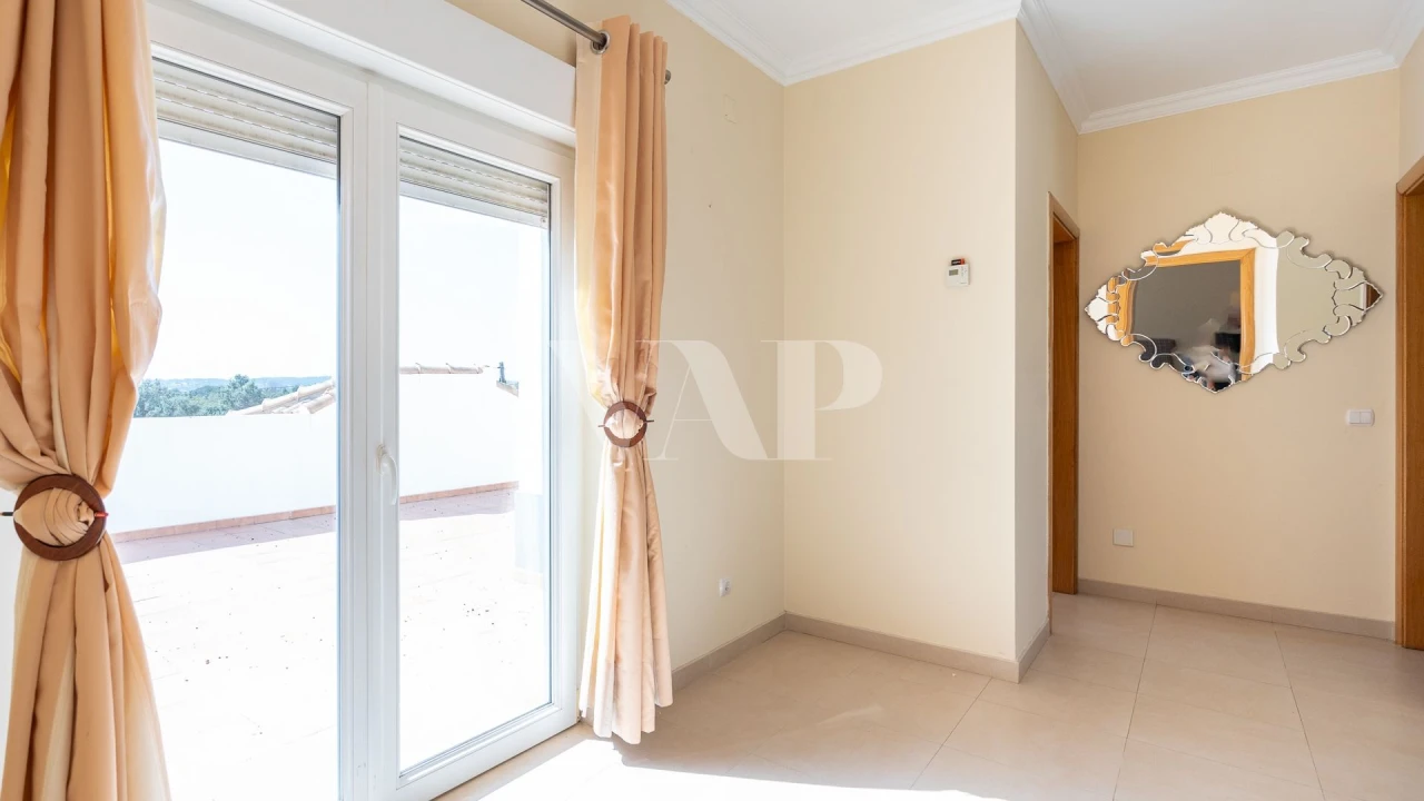 Moradia T6 para Venda em Boliqueime Foto 27