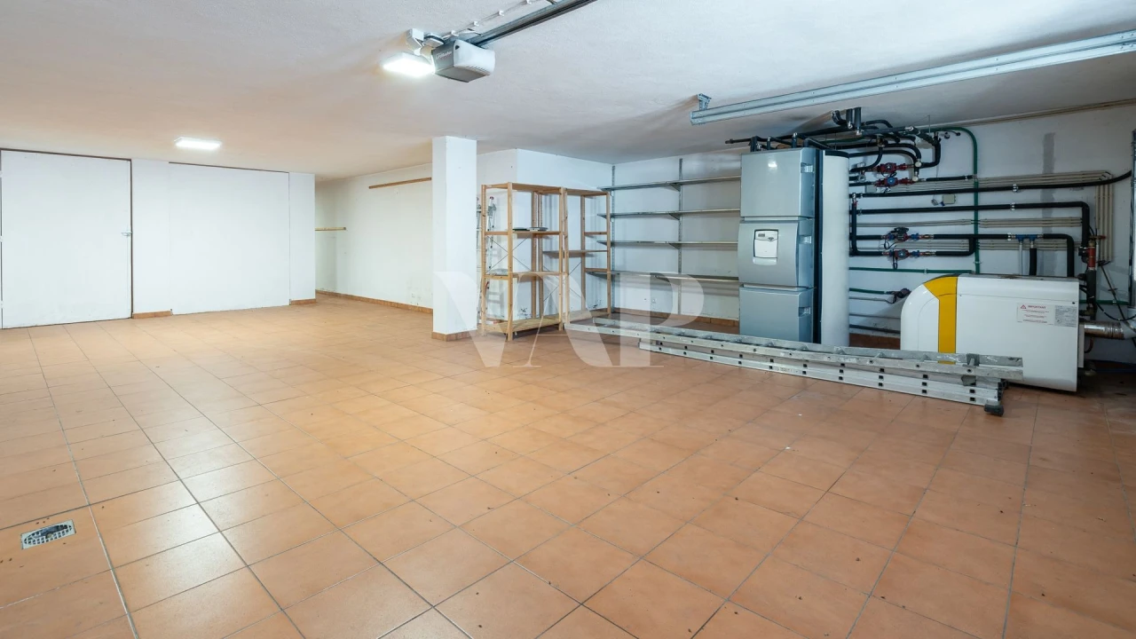 Moradia T6 para Venda em Boliqueime Foto 33