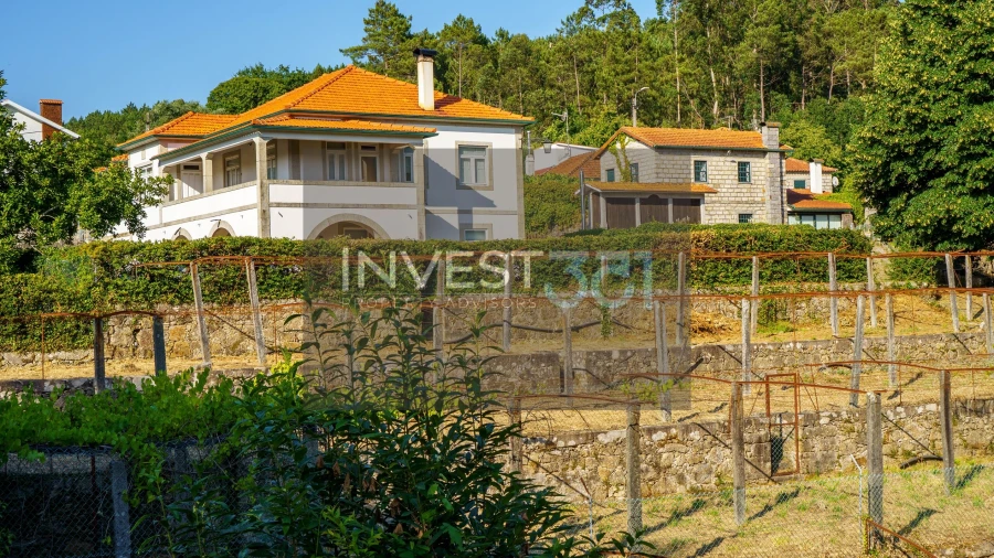 Moradia T4 para Venda em Covas