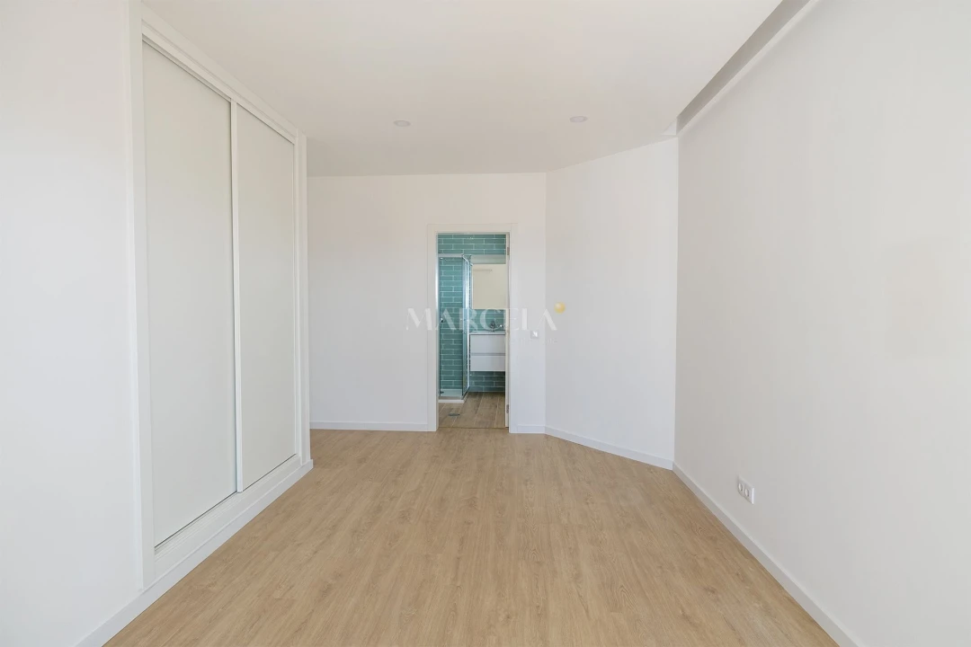 Apartamento T3 para Venda em Lagos (São Sebastião e Santa Maria) Foto 11