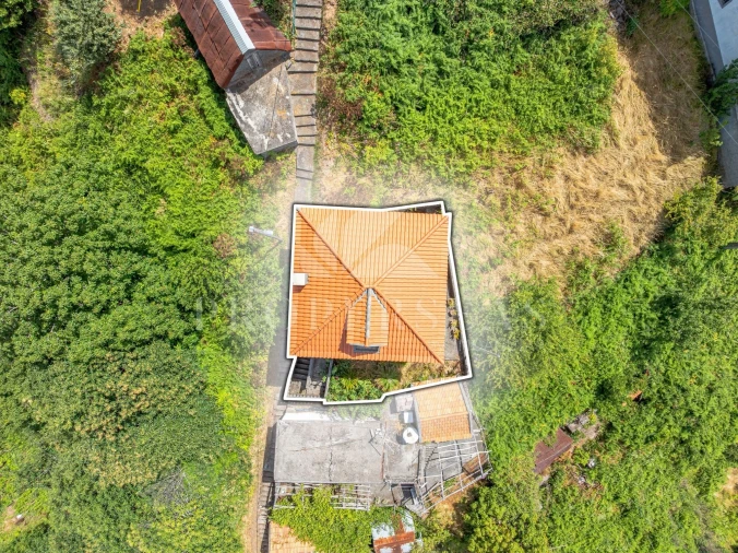 Moradia T2 para Venda em Ribeira Brava Foto 3