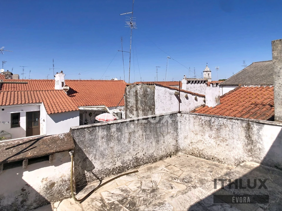 Moradia T2 para Venda em Borba (São Bartolomeu) Foto 13