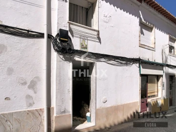 Moradia T2 para Venda em Borba (São Bartolomeu)