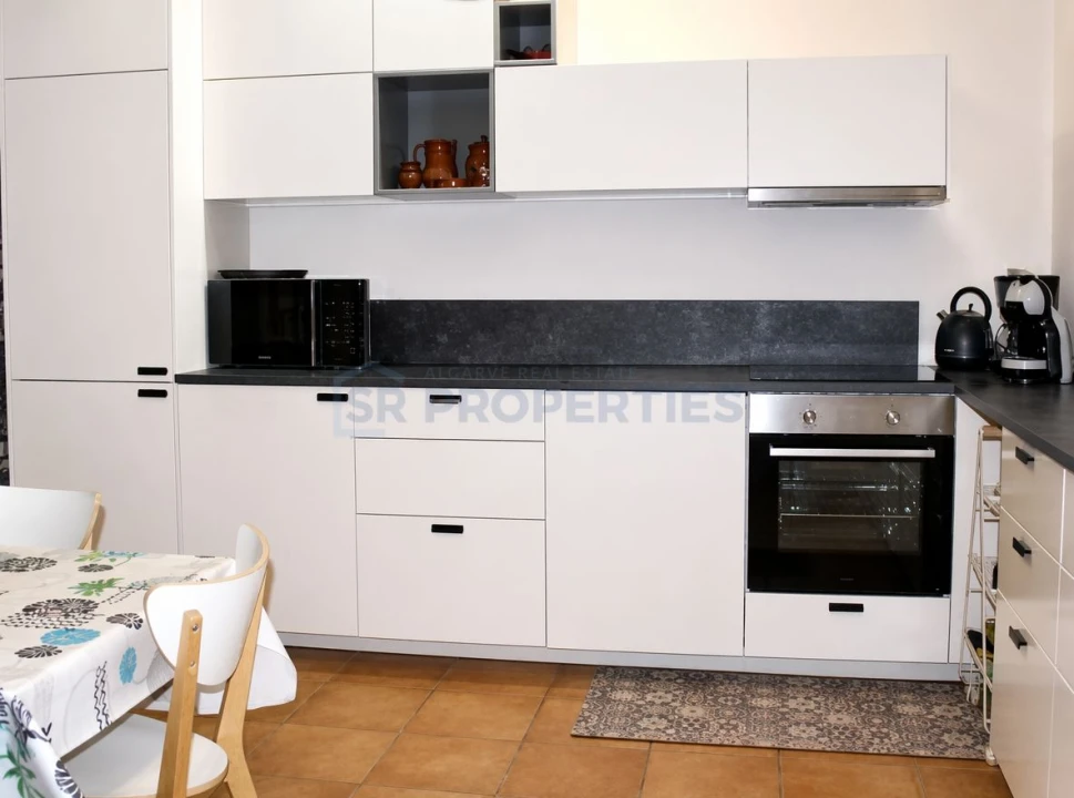 Moradia T6 para Venda em Loule (São Sebastião) Foto 4