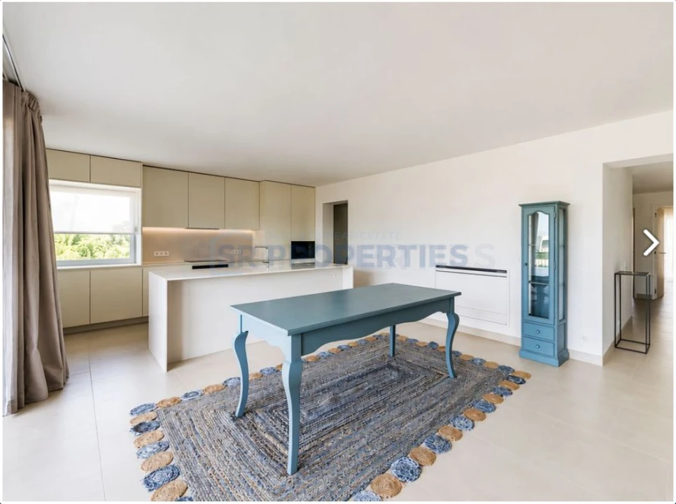 Apartamento T2 para Venda em Quarteira Foto 1