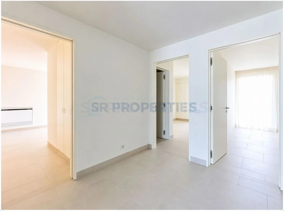 Apartamento T2 para Venda em Quarteira Foto 13