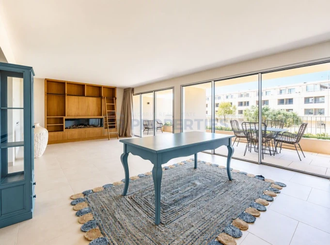Apartamento T2 para Venda em Quarteira Foto 11