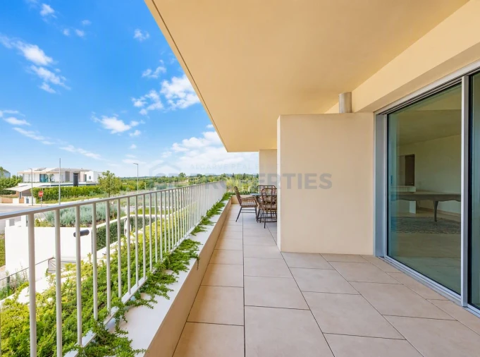 Apartamento T2 para Venda em Quarteira Foto 48