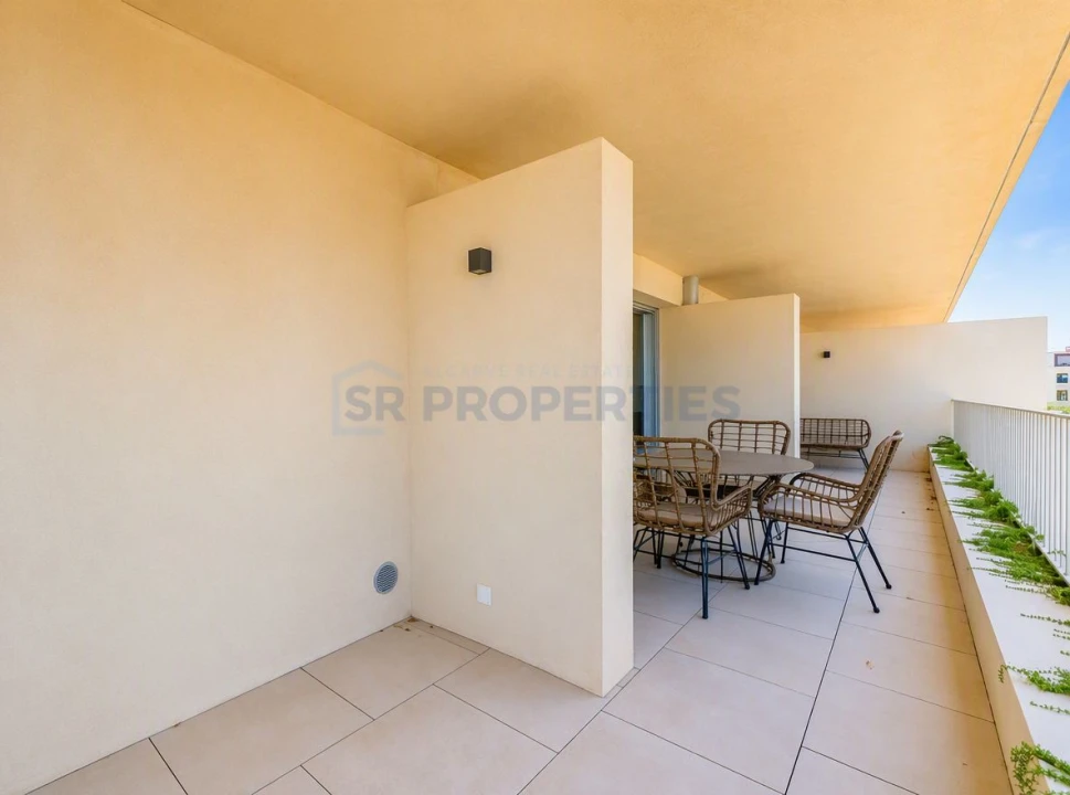Apartamento T2 para Venda em Quarteira Foto 41
