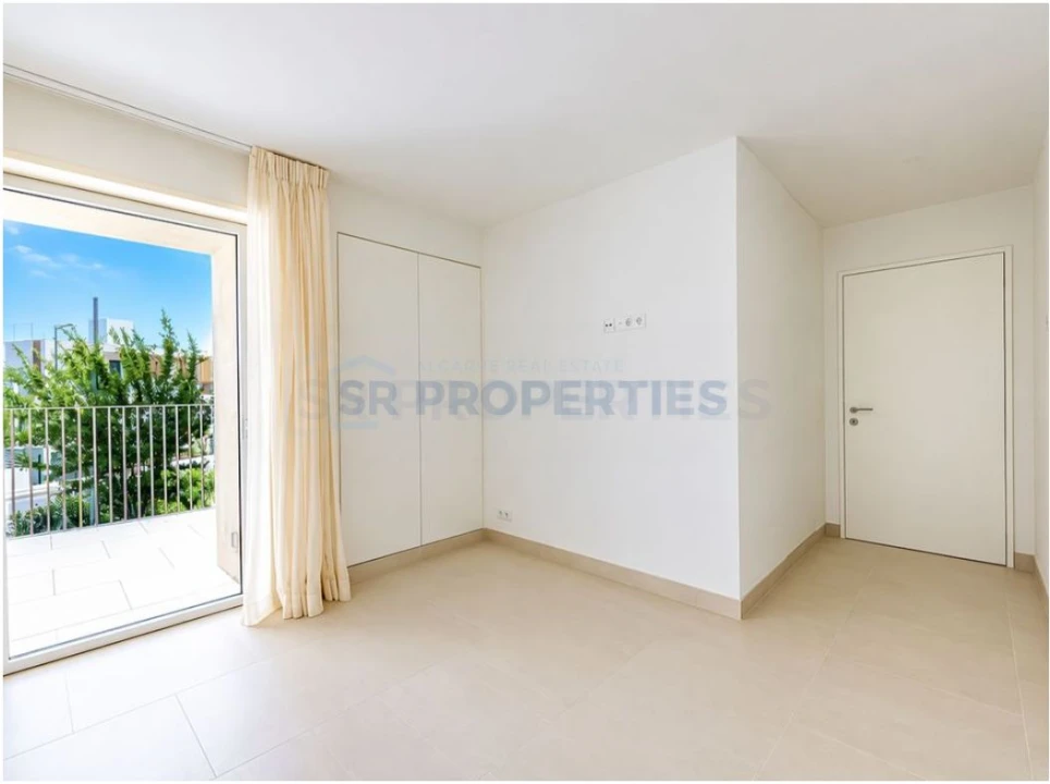 Apartamento T2 para Venda em Quarteira Foto 22